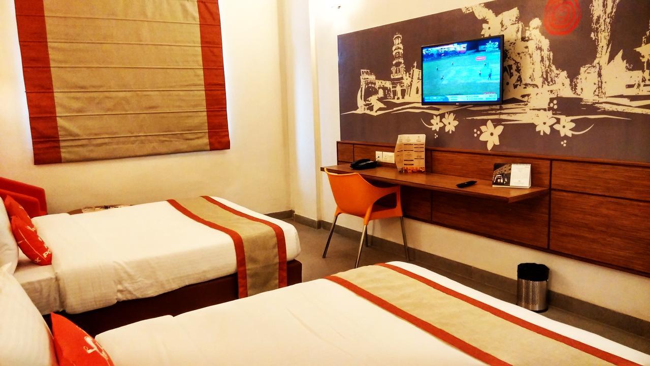 Hotel Polo Max Jabalpur Exterior foto