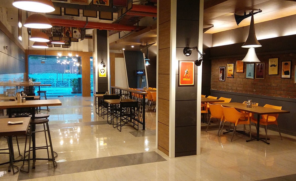 Hotel Polo Max Jabalpur Exterior foto