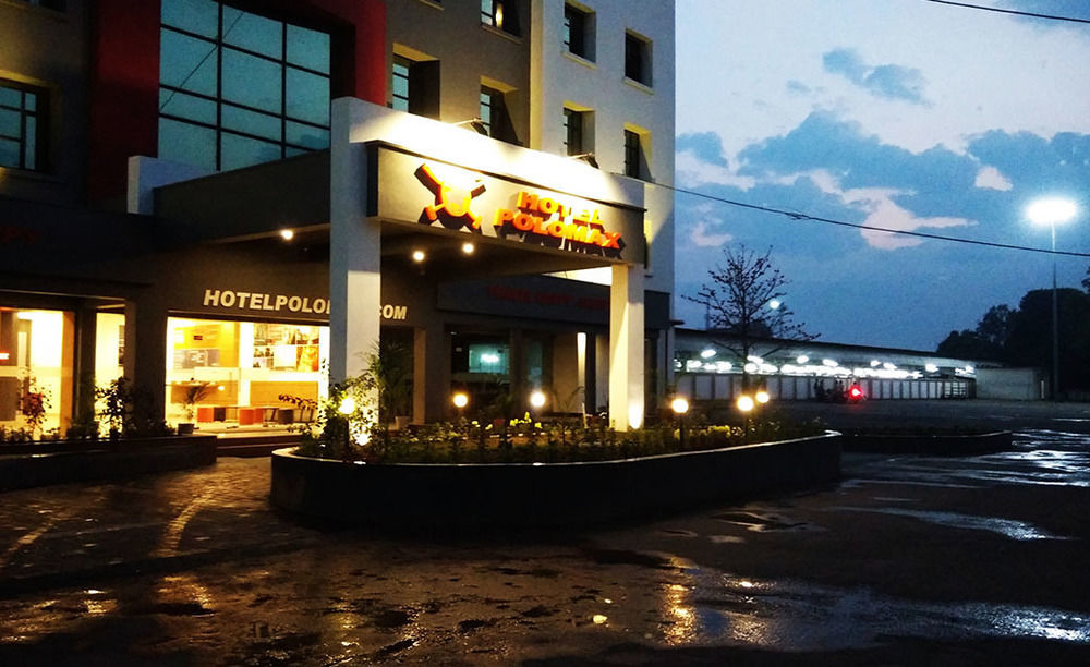 Hotel Polo Max Jabalpur Exterior foto